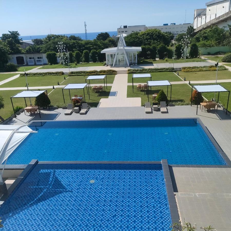 Naka Hotel Kupang Kupang  Eksteriør billede