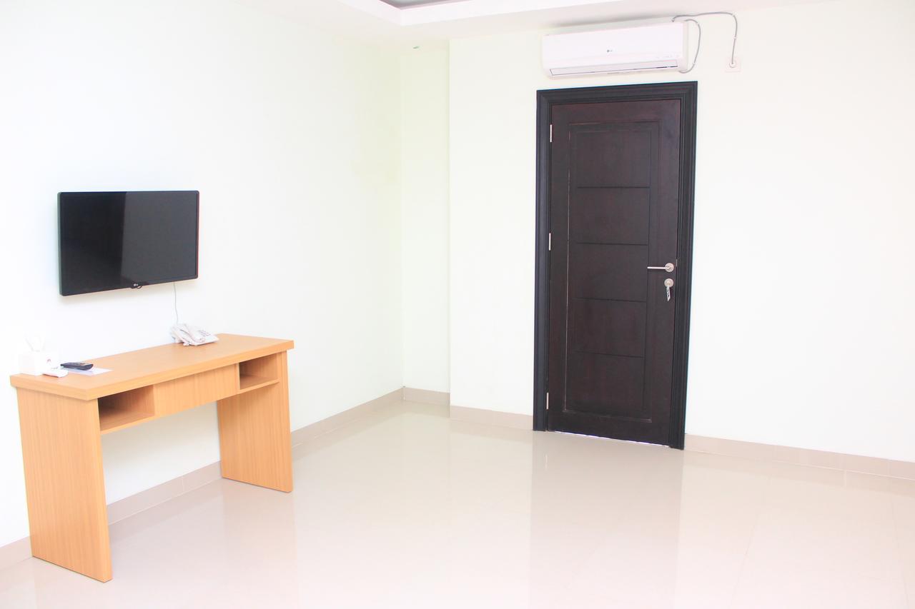 Naka Hotel Kupang Kupang  Eksteriør billede